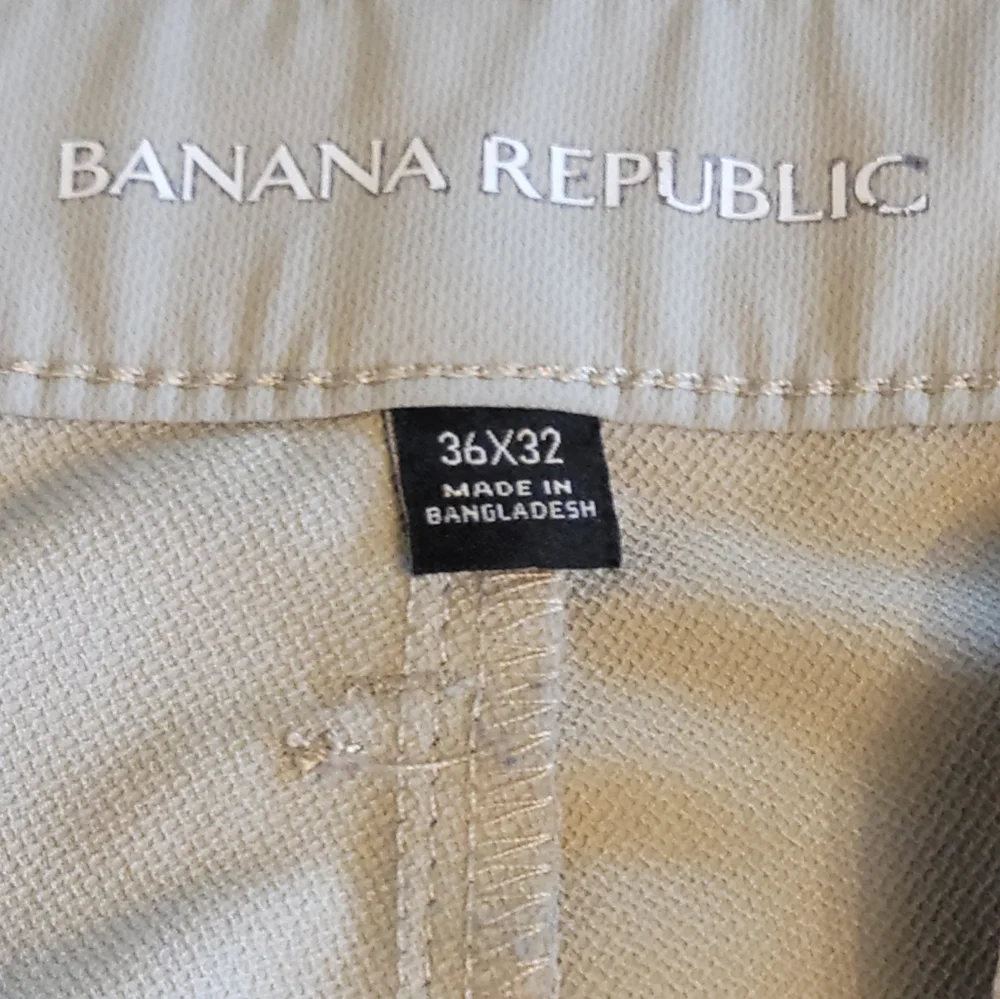 Banana Republic Size-36x34 Men's Tan Slacks Size Waist-18 Rise-12 Inseam-30.5